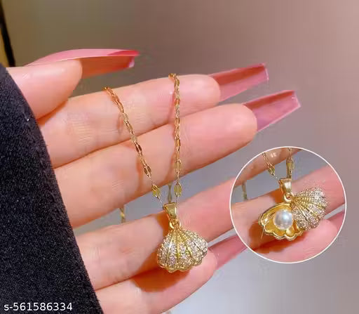 Pearl Shell Pendant chain necklace for women and girls